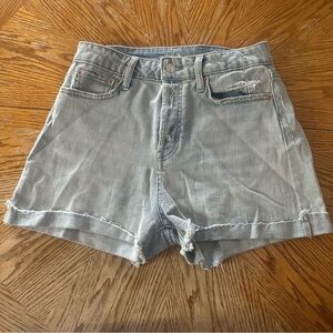 Wild Fable high rise women’s shorts size 2 distressed light wash